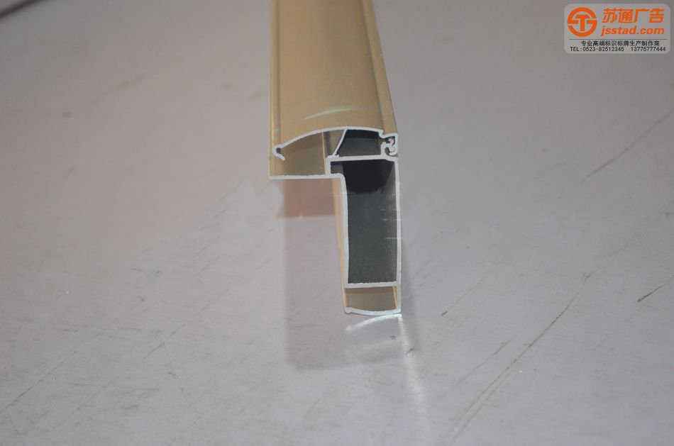 戶外不銹鋼宣傳欄安裝公司